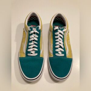 VANS Men’s Aloha Old Skool Sneakers